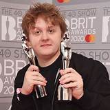 Lewis Capaldi (Singer) Wiki, Bio, Height, Weight, Age, Girlfriend, Net Worth, Family, Career, Facts